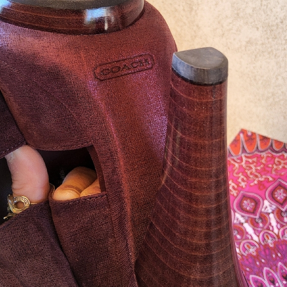 GORGEOUS Coach Teagan Leather Shimmer Heels- Like New - Picture 3 of 11